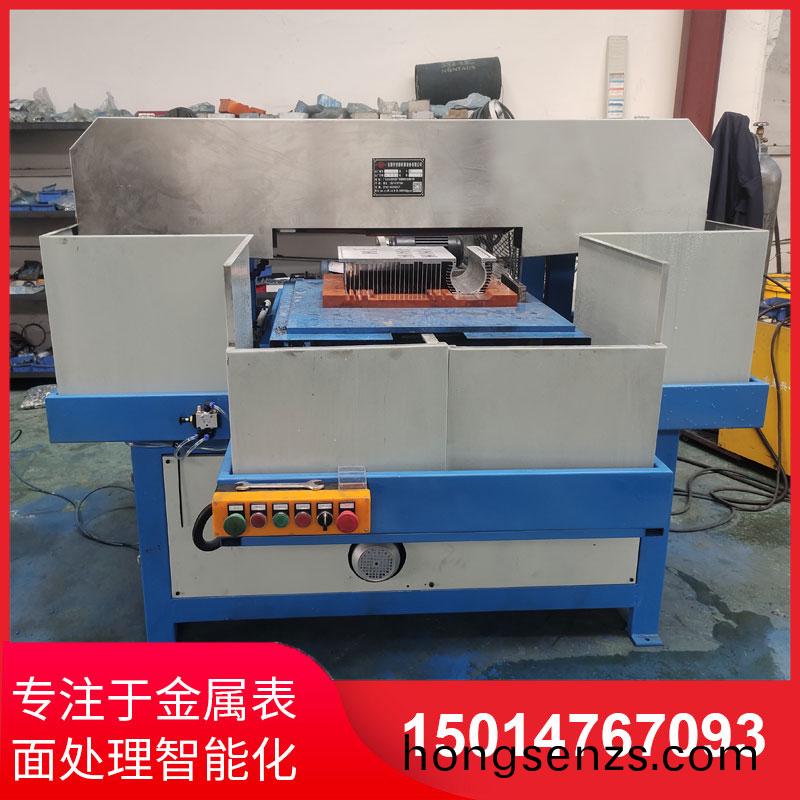 鋁材直(zhi)紋拉絲機生産(chan)供應